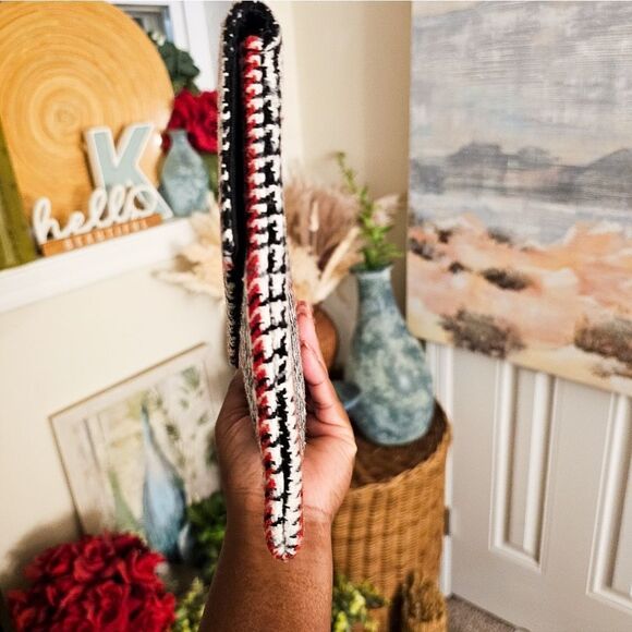 Chic Stylish Houndstooth Design Envelope Clutch. - Picture 7 of 12
